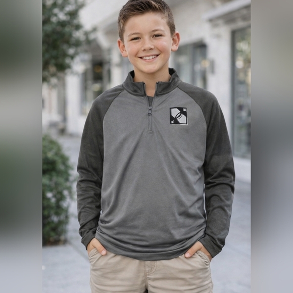 Under Armour Other - Under Armour Dark Gray Pullover